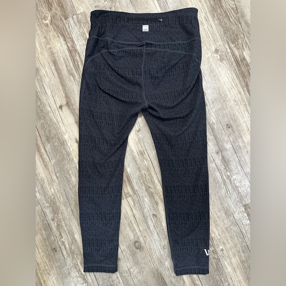 Vuori Pants - Vuori Daily legging size Medium